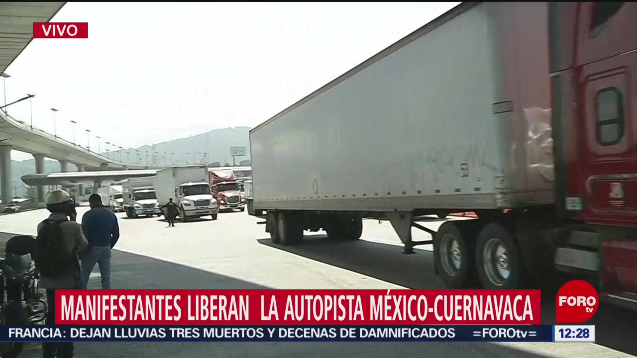 Recicladores liberan autopista México-Cuernavaca, tras bloqueo