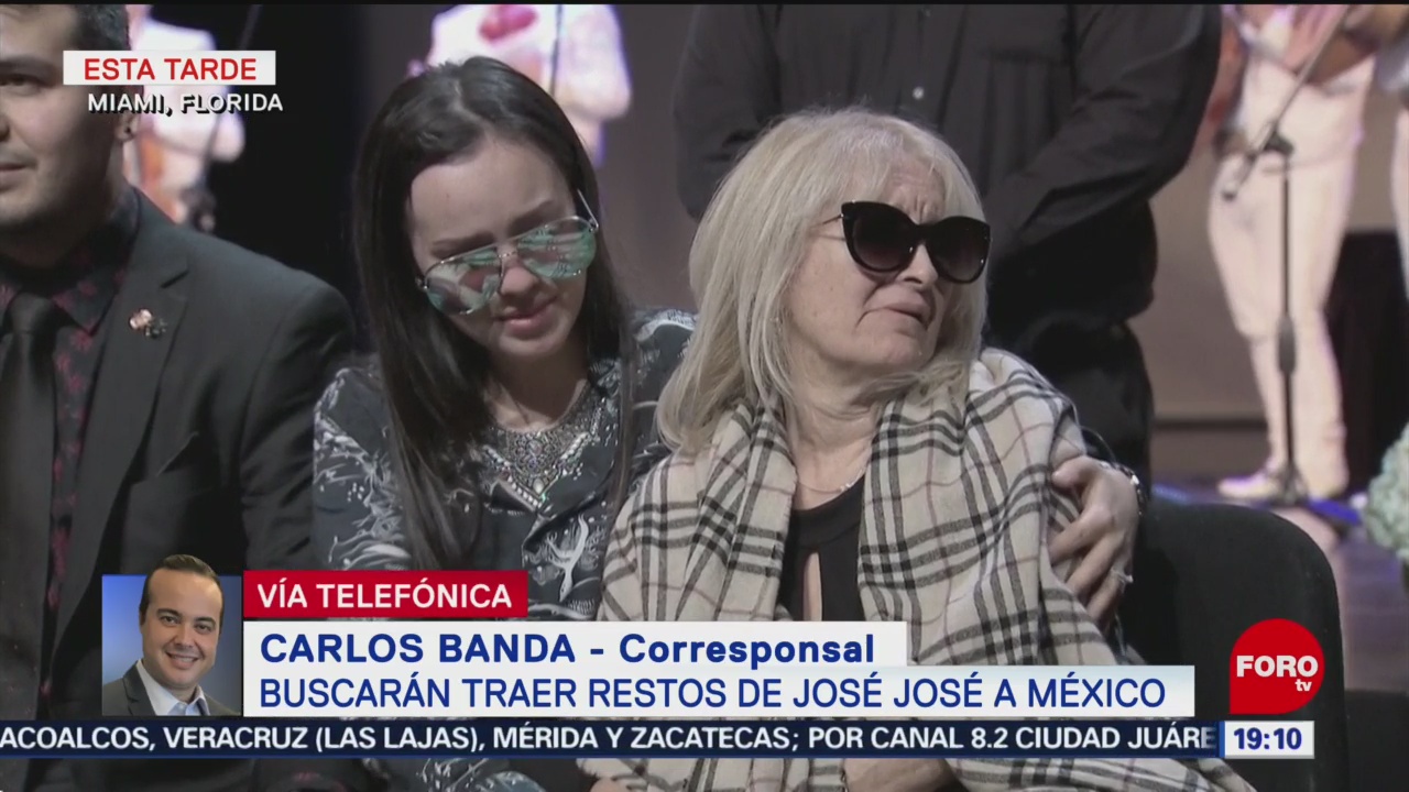 FOTO: Sara Salazar es quien decidirá qué pasará con los restos de José José, 6 octubre 2019