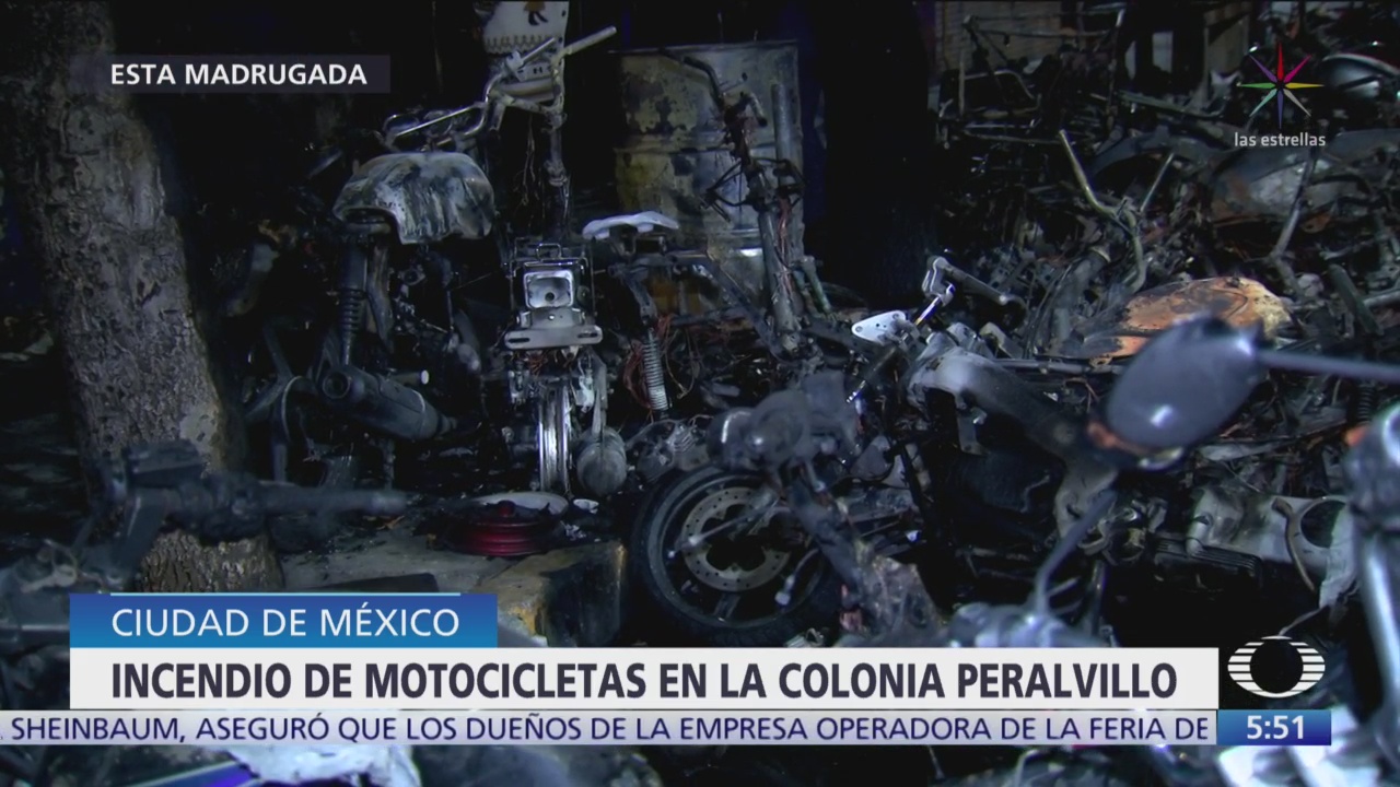 Se incendian motocicletas frente a taller en Exhipódromo de Peralvillo