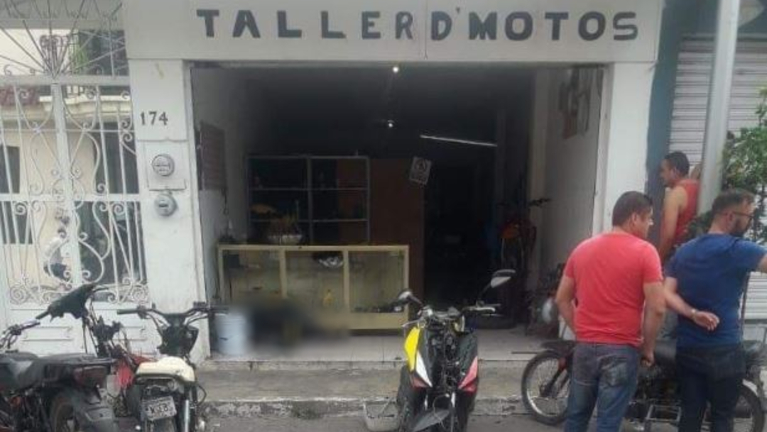 Foto: Comando armado ejecuta a cuatro hombres en taller de motos en Sahuayo, Michoacán, 10 octubre 2019