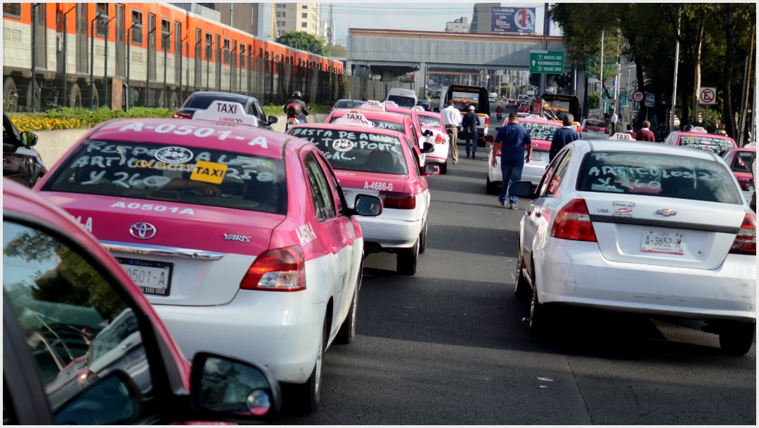 Taxistas cancelan movilización este lunes en la Ciudad de México