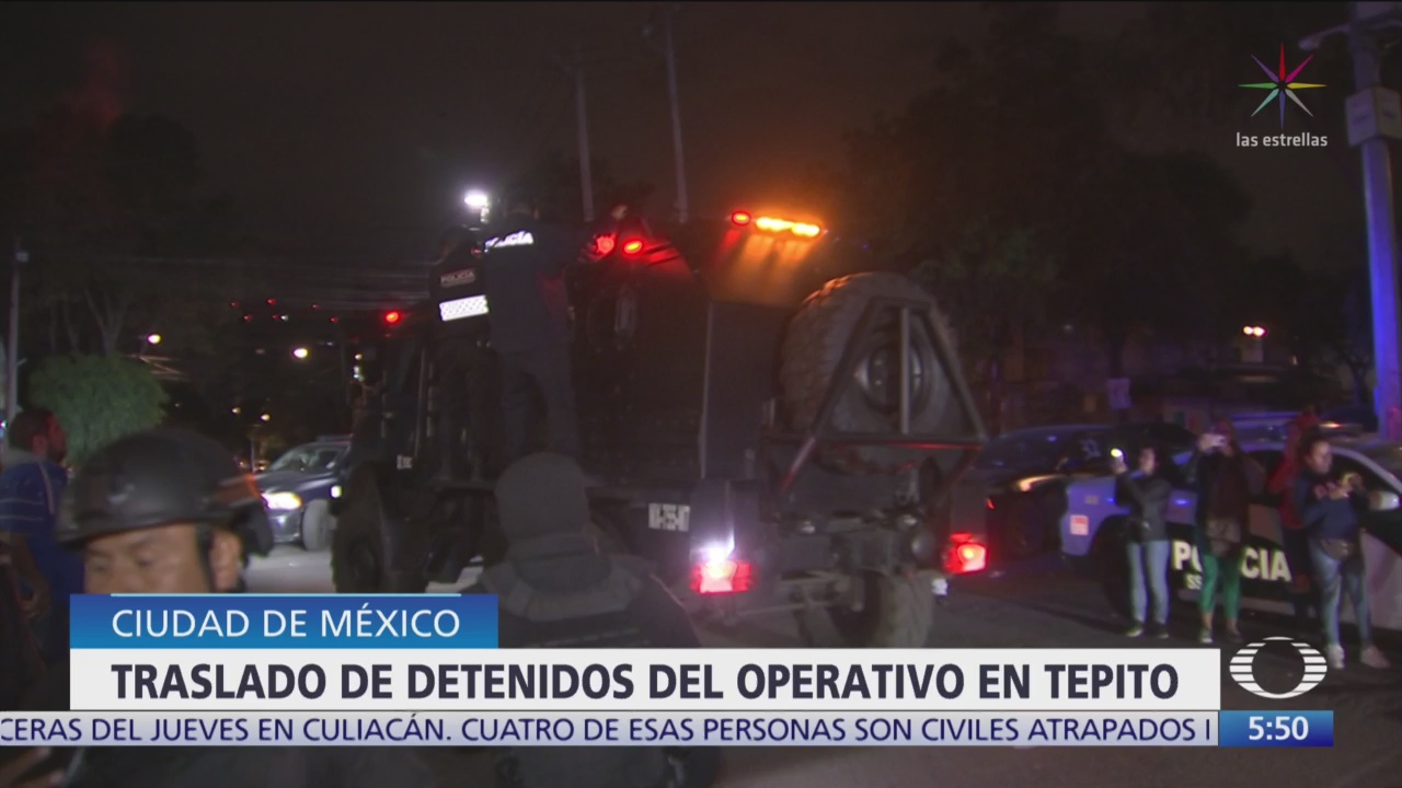 Traslado de detenidos del operativo en Tepito