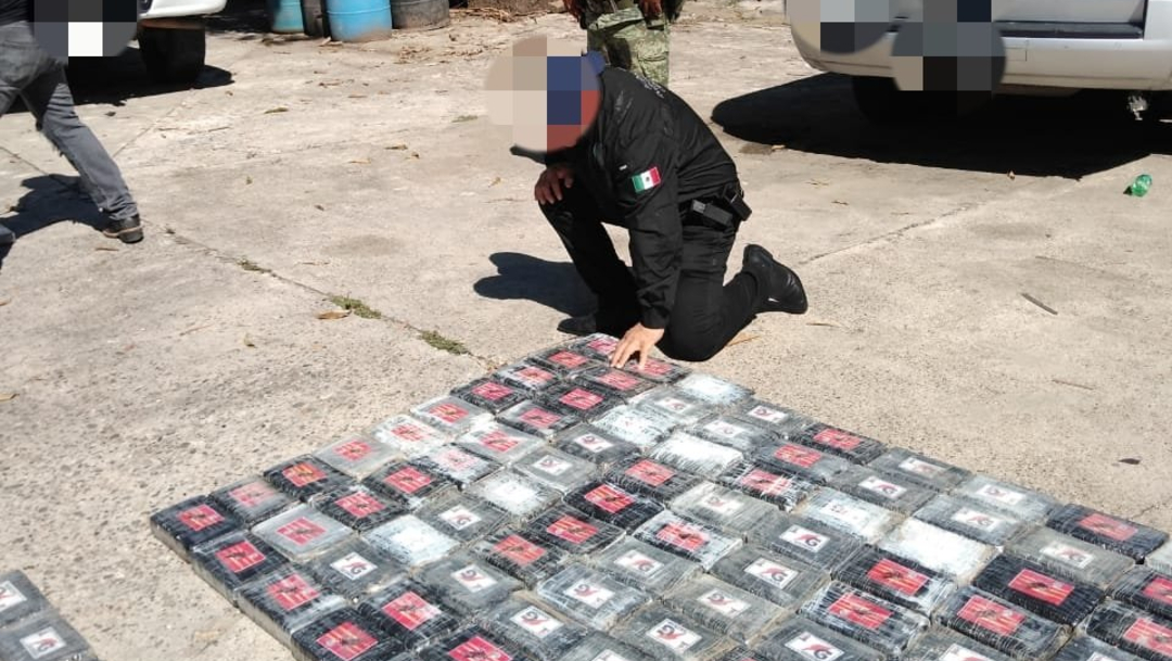 Foto: Sedena decomisa una tonelada de cocaína en Tabasco, 30 de noviembre de 2019, (@FGRMexico)