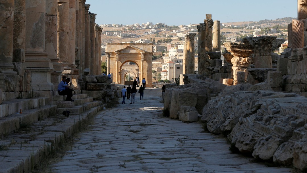 Apuñalamiento en sitio arqueológico de Jordania deja al menos 3 turistas heridos