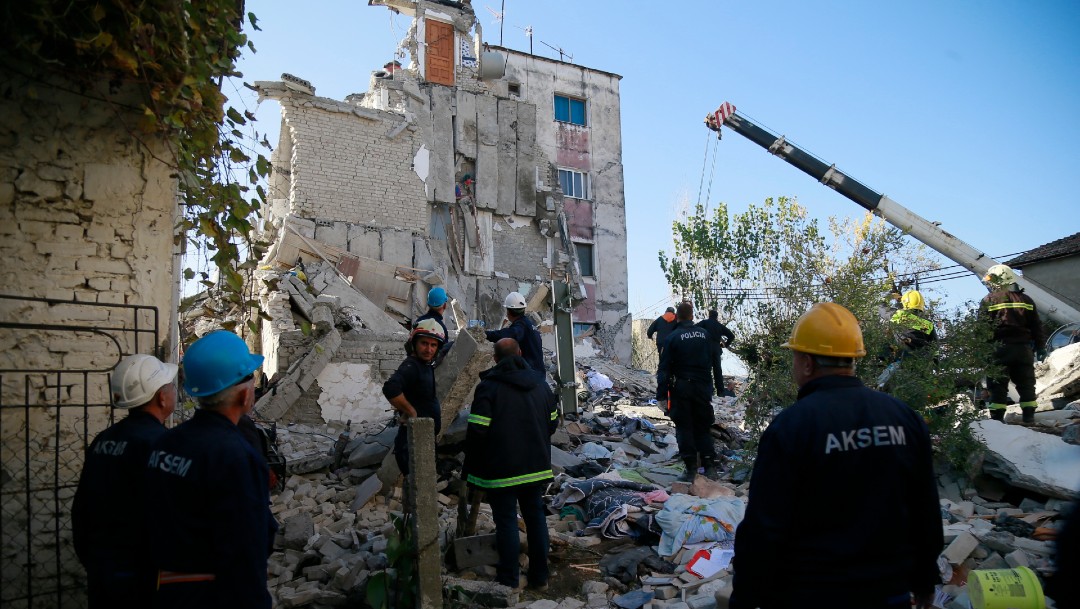 Foto: Asciende a 18 cifra de muertos por sismo en Albania