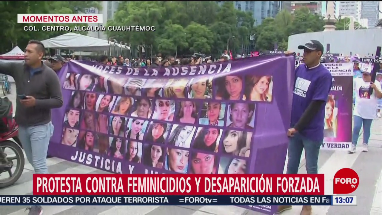 Foto: Protesta Feminicidios Desaparición Forzada Día Muertos CDMX 3 de Noviembre