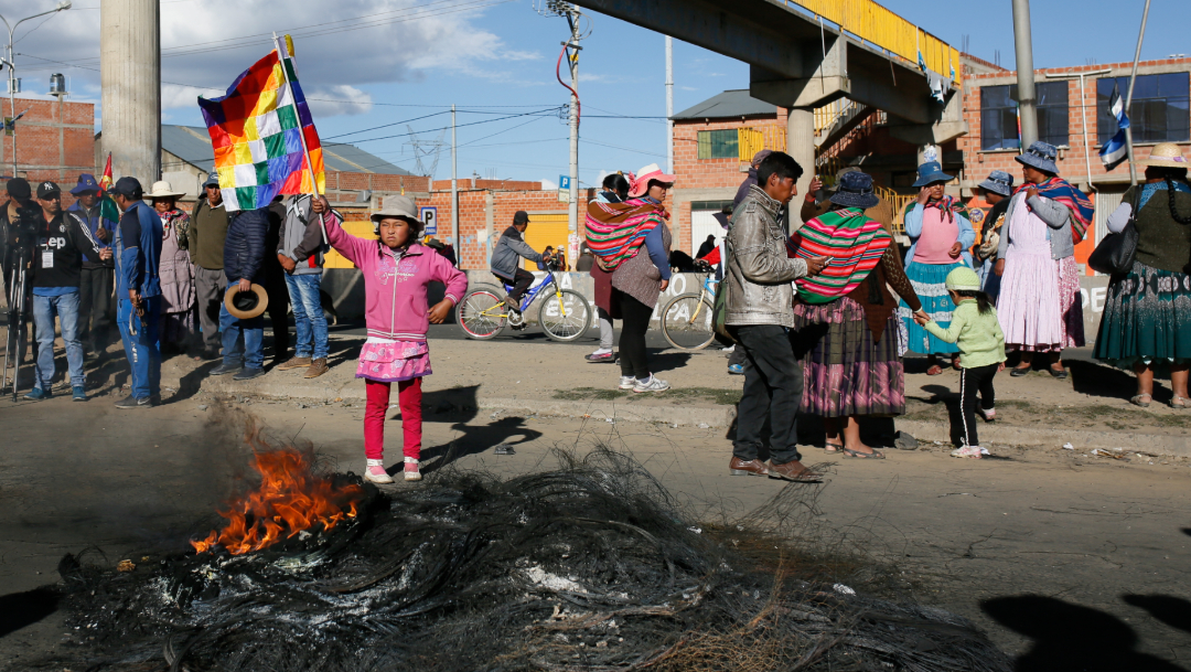 FOTO En Bolivia, escasez de alimentos y gasolina por protestas (Getty Images)
