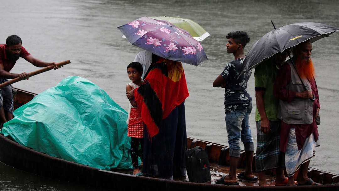 Bangladesh: Evacúan a 1.5 millones de personas ante la llegada del ciclón ‘Bulbul’