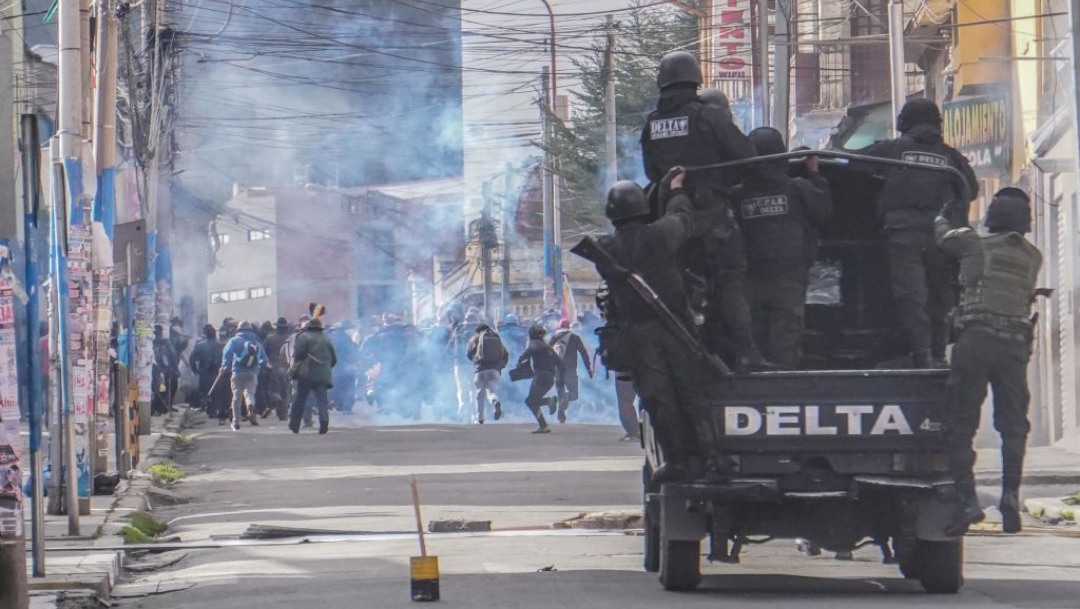 Presidenta interina da inmunidad a Ejército boliviano en protestas
