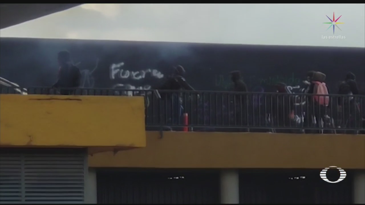 FOTO: Encapuchados vandalizan Rectoría de la UNAM, 14 noviembre 2019