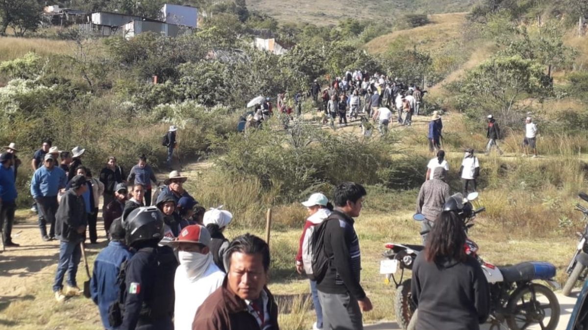Enfrentamiento entre comuneros en Oaxaca.