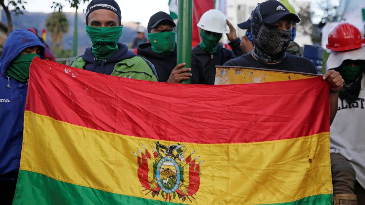 México aclara que por Doctrina Estrada no debe 'reconocer' gobiernos extranjeros