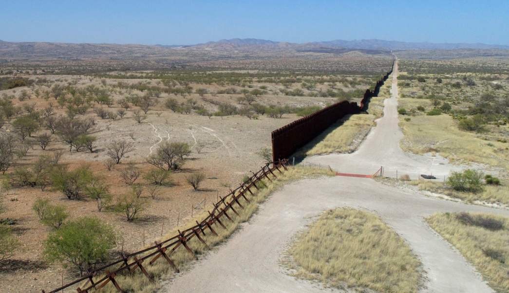 Foto: Foto de dron de la frontera de Nogales, en México, y Arizona, Estados Unidos, 7 de noviembre de 2019 (AP, archivo)
