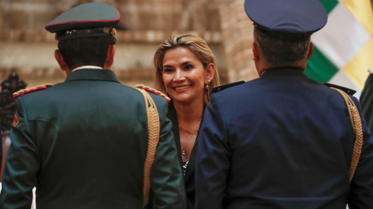 EEUU reconoce a Jeanine Áñez como presidenta interina de Bolivia