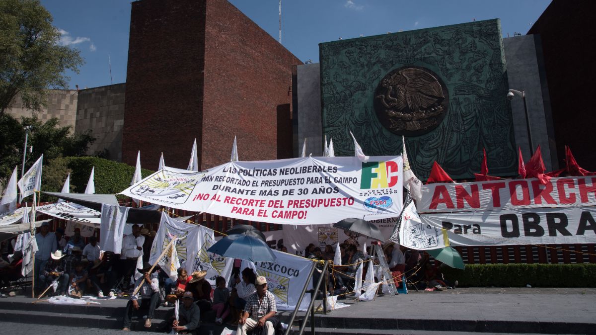 Foto: Plantón de campesinos en la Cámara de Diputados en la Ciudad de México. Cuartoscuro