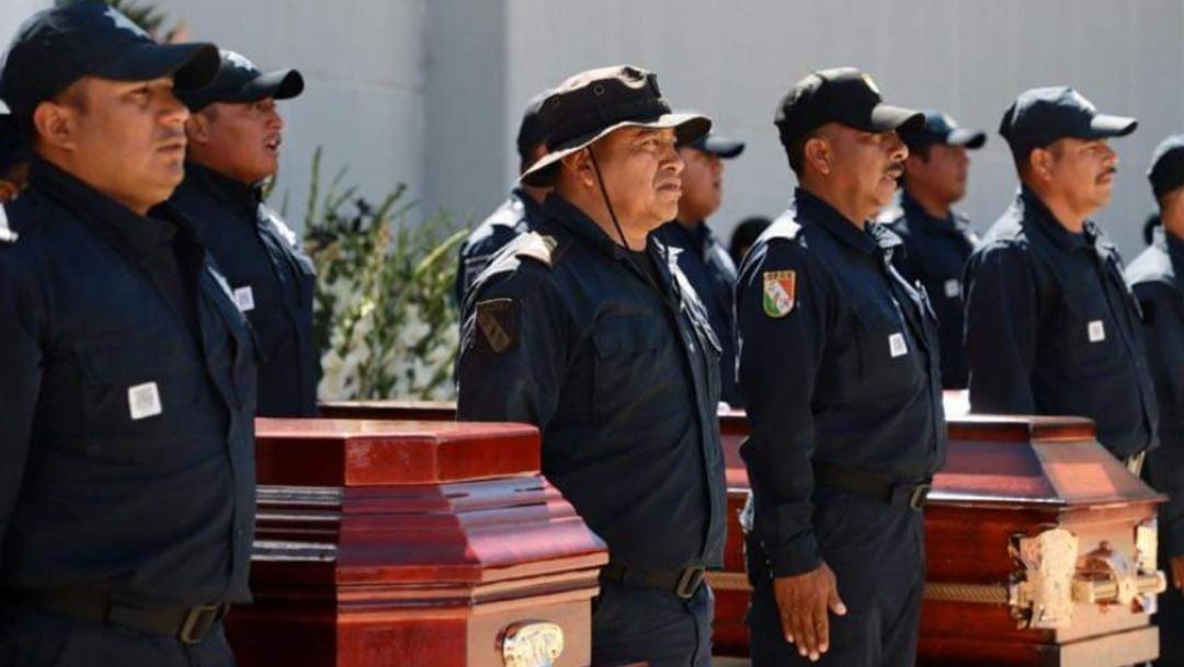 Homenaje a policías asesinados en Oaxaca