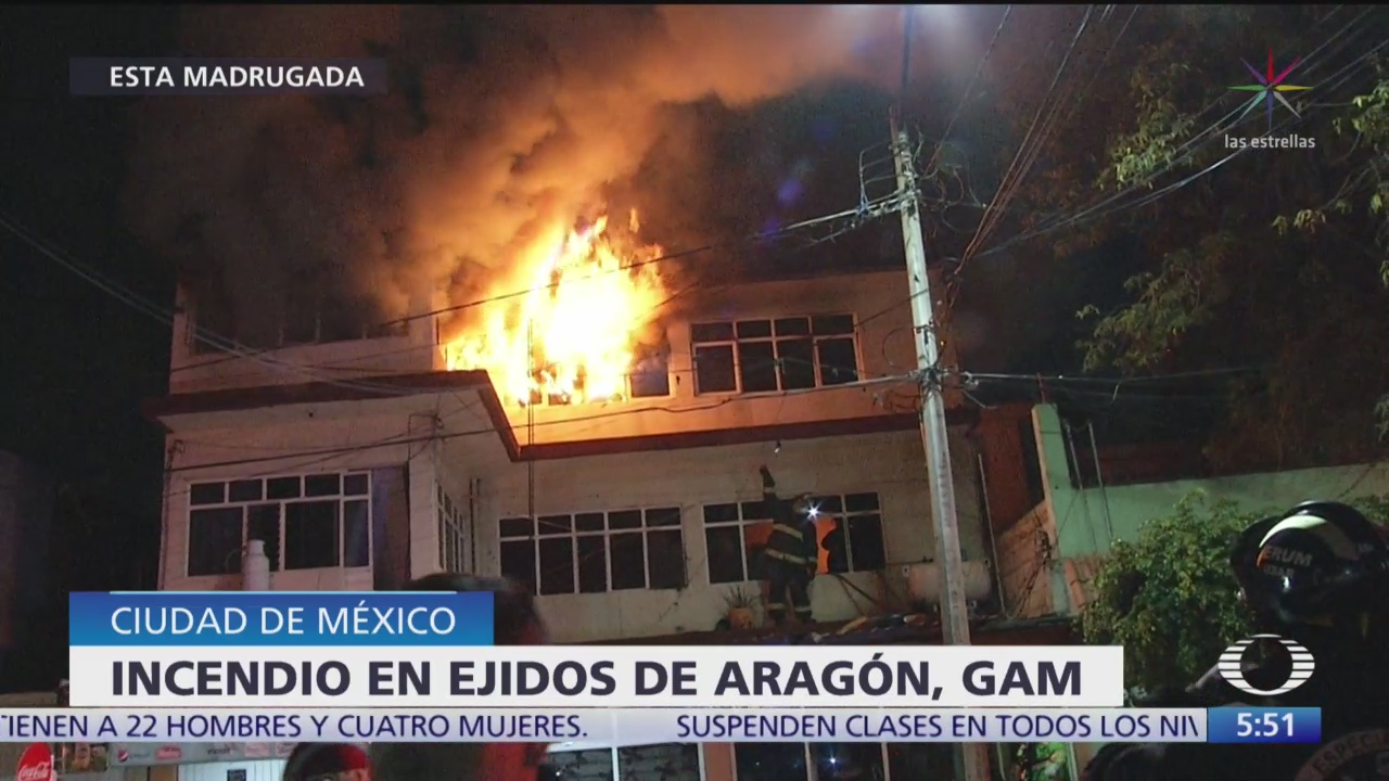 Incendio consume parte de una casa en la alcaldía Gustavo A. Madero
