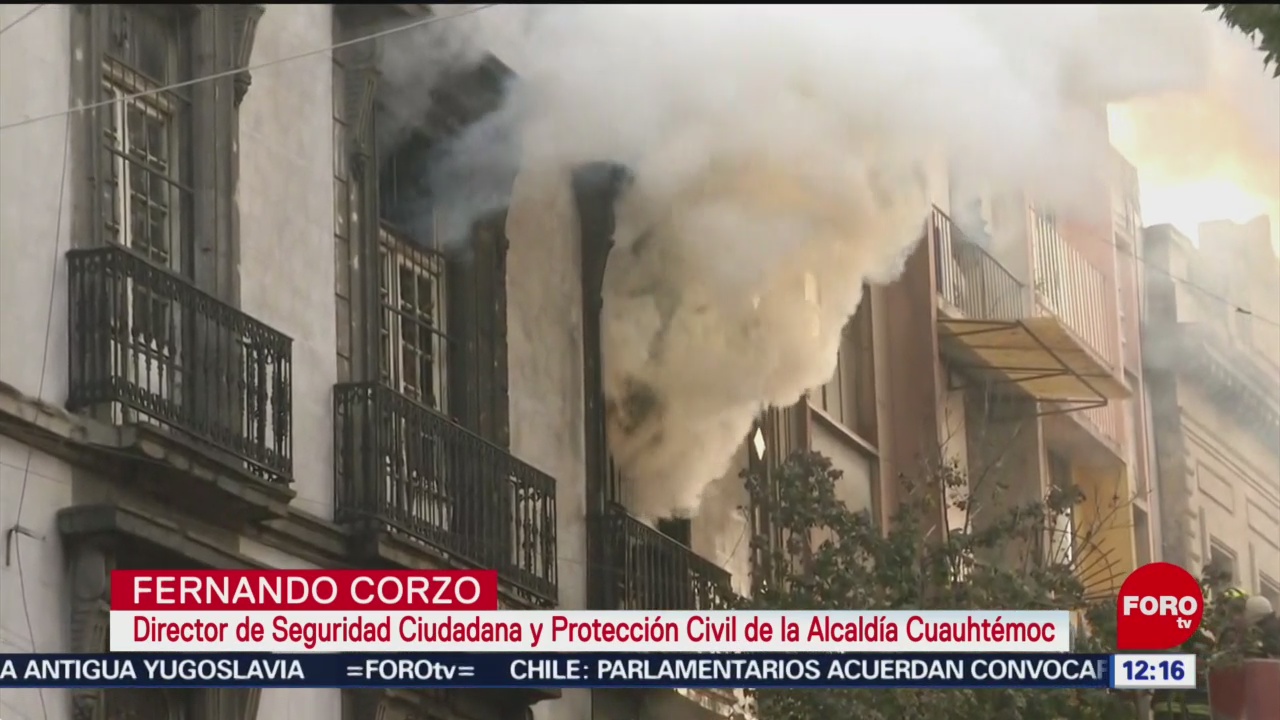 Foto: Incendio ocho horas afecta inmueble centro histórico CDMX