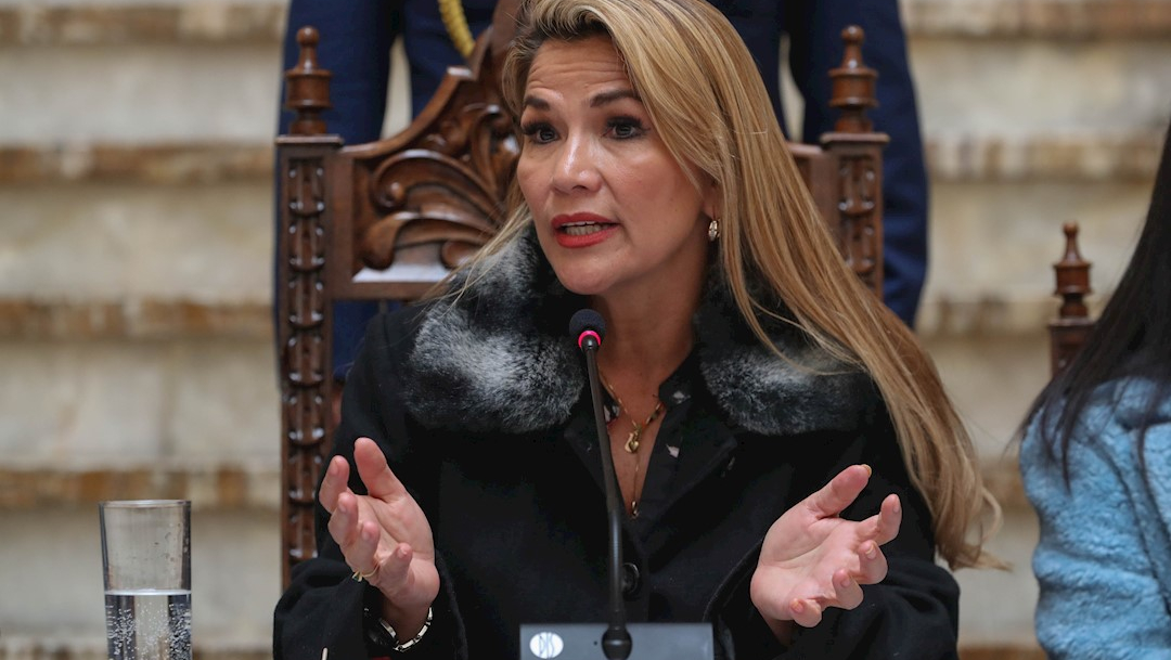 Foto: La presidenta interina Jeanine Áñez, 15 noviembre 2019