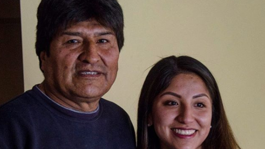 Imagen: Evaliz, de 24 años, es hija de Evo Morales y Francisca Alvarado, una antigua dirigente de un movimiento indígena, mientras que Álvaro es un año menor y su madre es Marisol Paredes, 23 de noviembre de 2019 (Instagram)