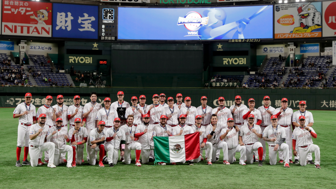 México logra pase a Juegos Olímpicos en béisbol, AMLO felicita a jugadores