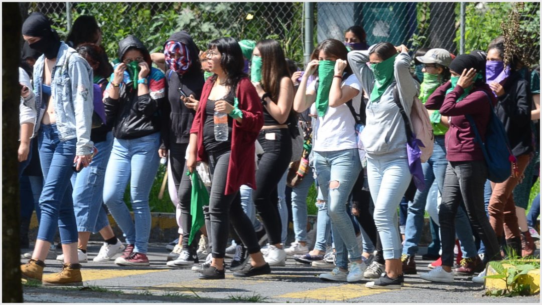 Imagen: Participantes de marcha del lunes serán vigiladas por policías mujeres, 24 de noviembre de 2019 (ARMANDO MONROY /CUARTOSCURO.COM)
