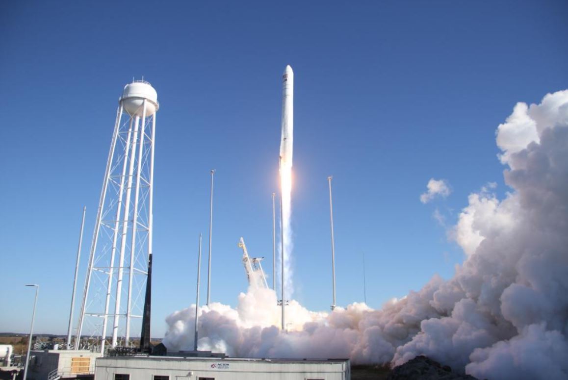Foto: Estados Unidos lanza cohete que lleva un horno para hacer galletas en el Espacio, 3 noviembre 2019