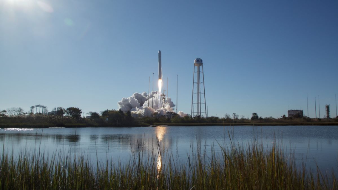 Foto: Estados Unidos lanza cohete que lleva un horno para hacer galletas en el Espacio, 3 noviembre 2019