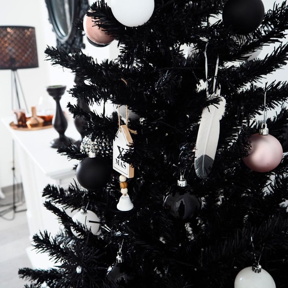 arboles-negros-pino-Navidad-decoraciones