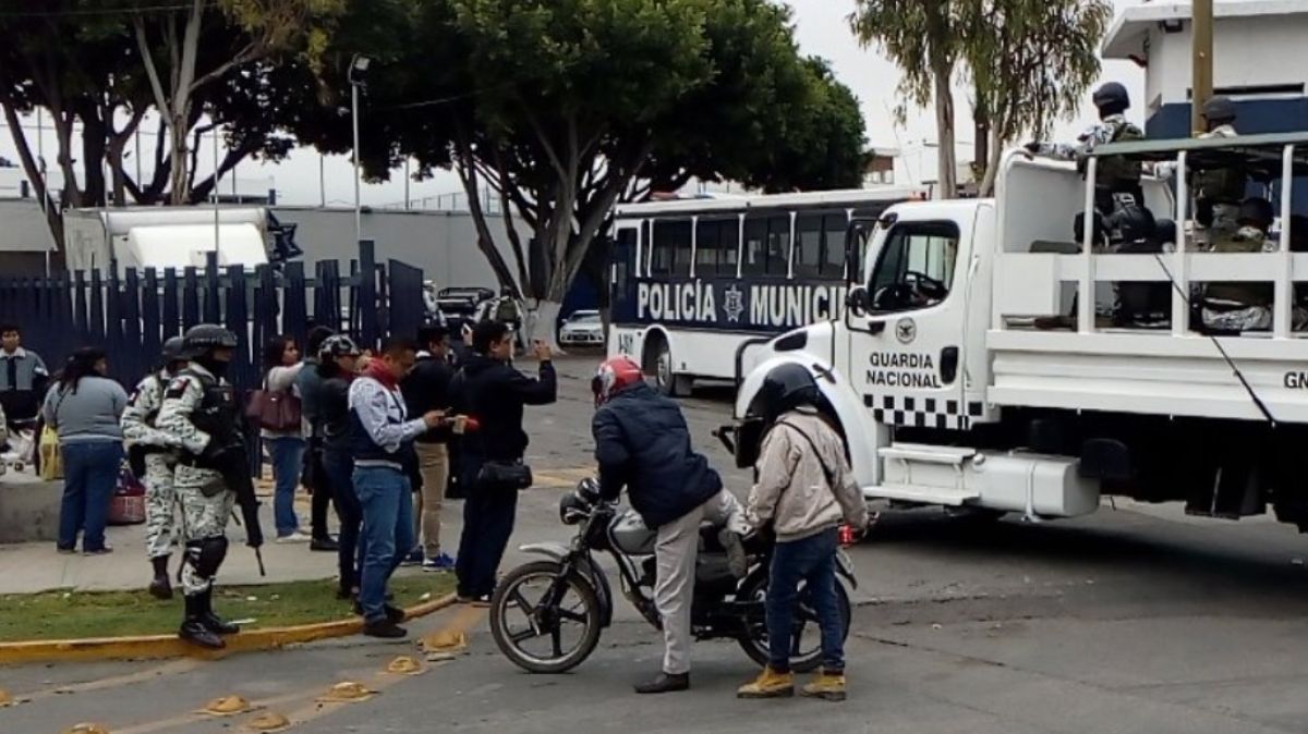 Custodios del penal de Tehuacán, Puebla, paran labores