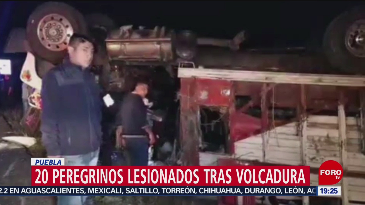 FOTO: Peregrinos resultan heridos tras volcadura en Puebla, 17 noviembre 2019