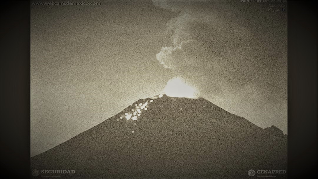 Popocatépetl explosivo; genera columna eruptiva con ceniza