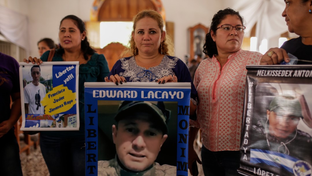 Foto: Por qué un cura y otras personas permanecen sitiados en iglesia de Nicaragua
