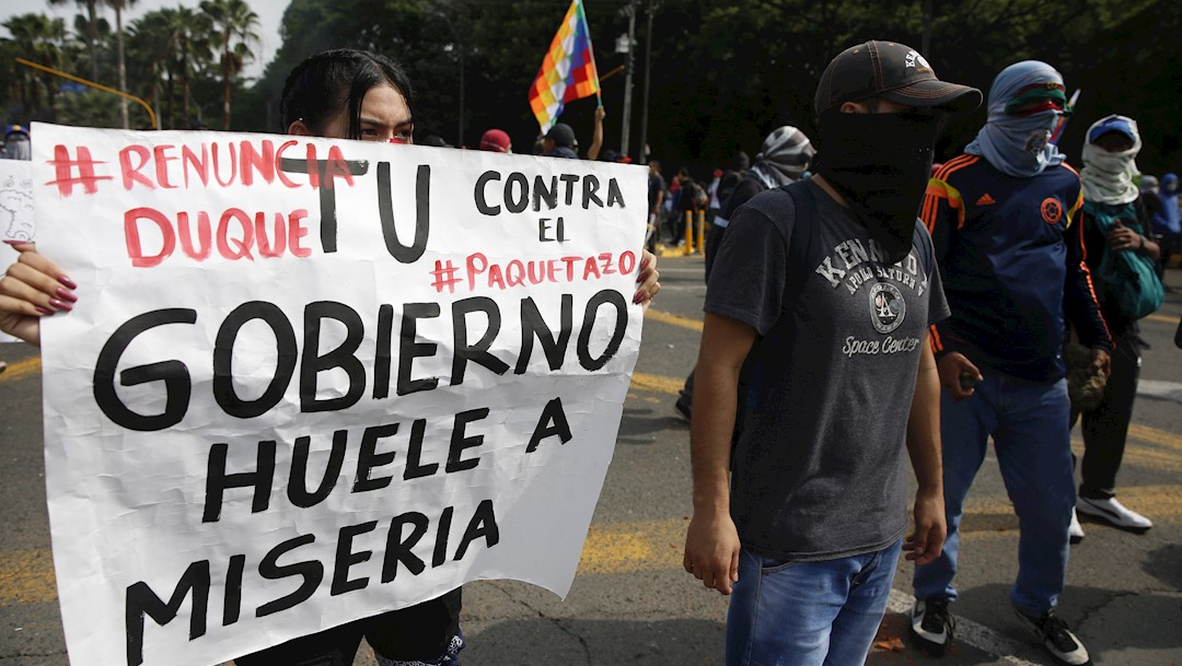 Foto: Colombianos protestan durante el Paro Nacional contra las políticas del presidente Iván Duque, 21 noviembre 2019