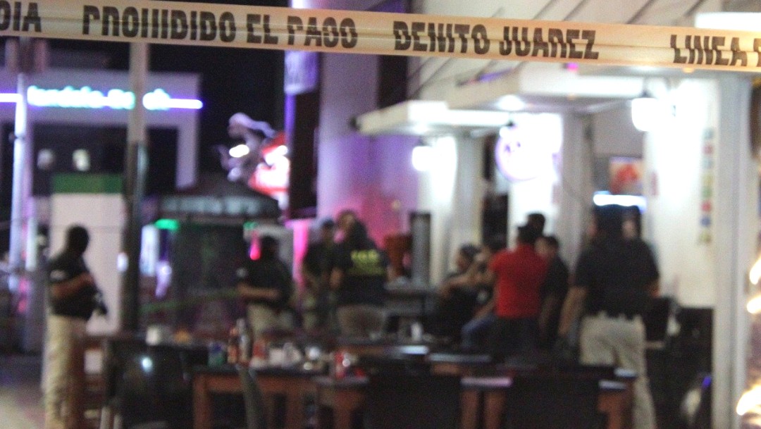 Asesinan a dos taqueros en Quintana Roo