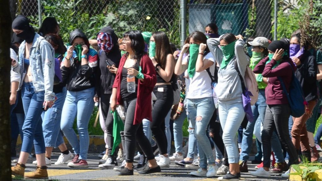 FOTO Suspenden clases en Facultad de Derecho de la UNAM