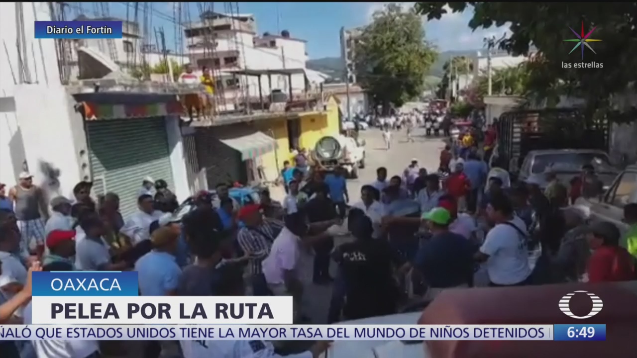 Foto: Video Taxistas mototaxistas se enfrentan Pinotepa Nacional Oaxaca