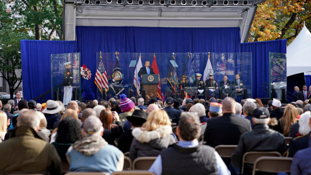 Foto: Los más de 25.000 participantes en el desfile incluyen veteranos, militares en servicio activo y sus simpatizantes, 11 de noviembre de 2019 (AP)