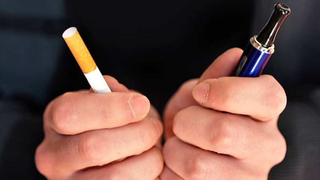 Imagen: Los cigarros electrónicos no deben considerarse como una alternativa que coadyuve a dejar el tabaco, debido a que no existe evidencia científica que sustente su efectividad, afirmaron especialistas