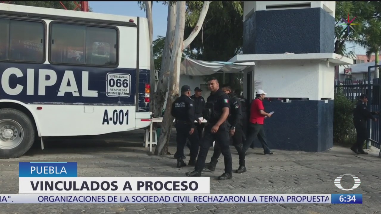 Vinculan a proceso a policías de Puebla por abuso de autoridad