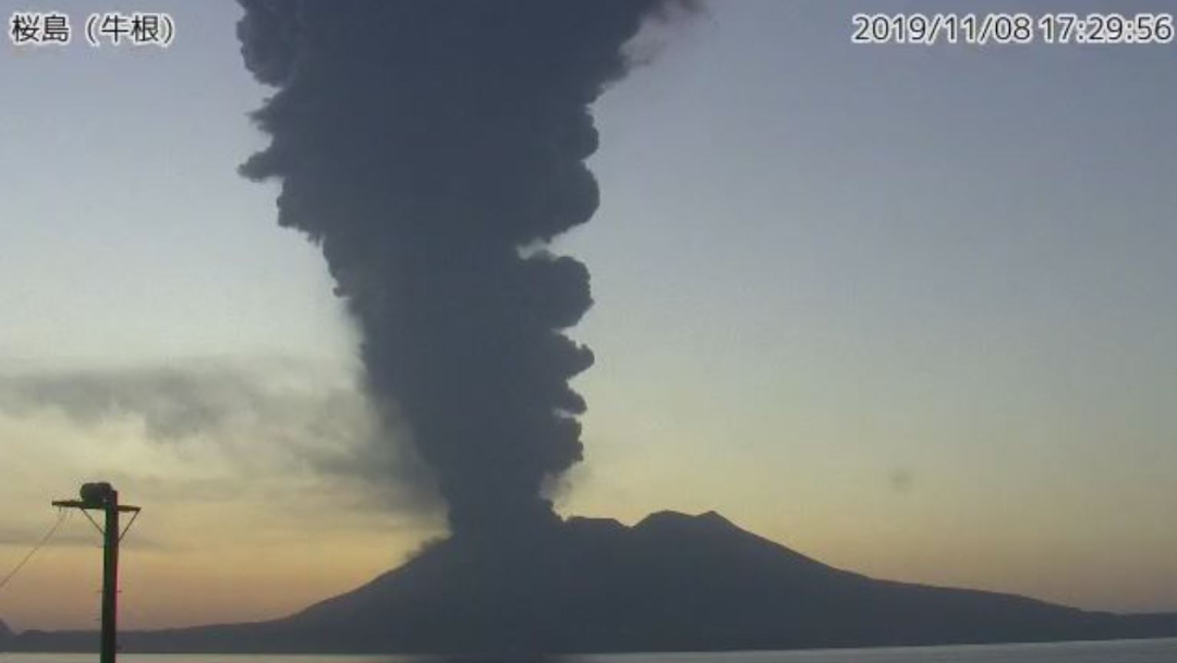 El volcán de Sakurajima, en el suroeste de Japón, hizo erupción., 9 noviembre 2019