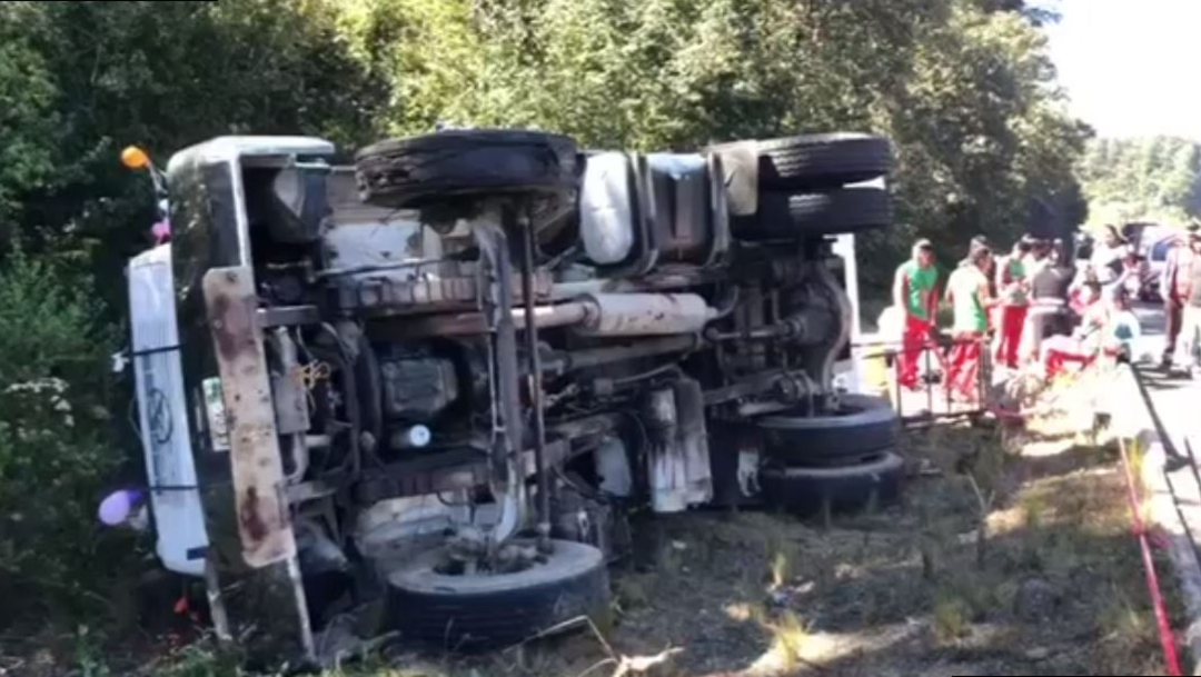 Foto: Accidente en Chiapas deja 17 peregrinos lesionados, 1 de diciembre de 2019, (Noticieros Televisa)