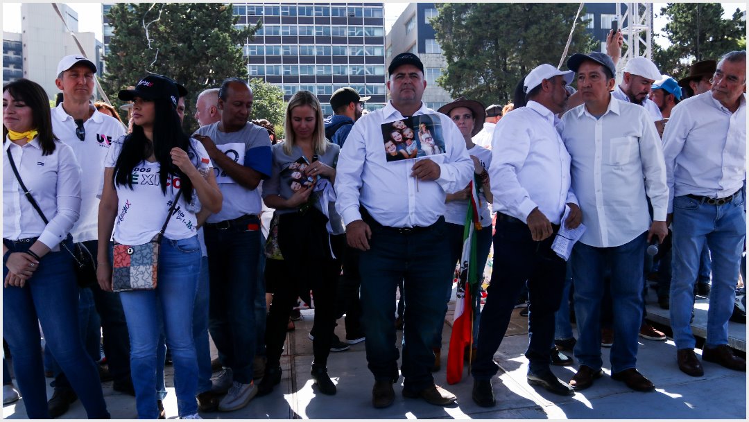 Foto: La familia LeBarón estuvo en la marcha cotra López Obrador, 1 de diciembre de 2019 (GALO CAÑAS /CUARTOSCURO.COM)
