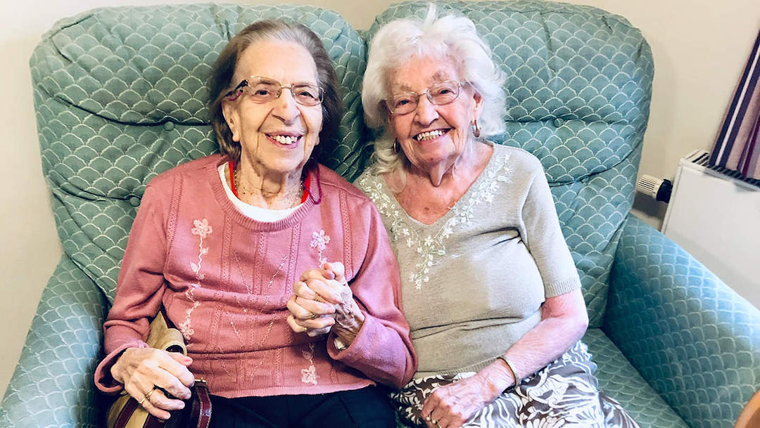 Foto Tienen 89 años, son amigas desde los 11 y se mudaron a la misma casa de retiro 11 diciembre 2019