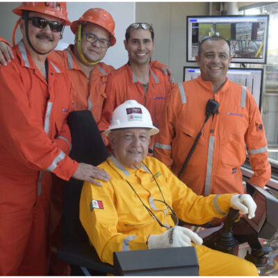 AMLO supervisa exploración de nuevos yacimientos petroleros en Tabasco