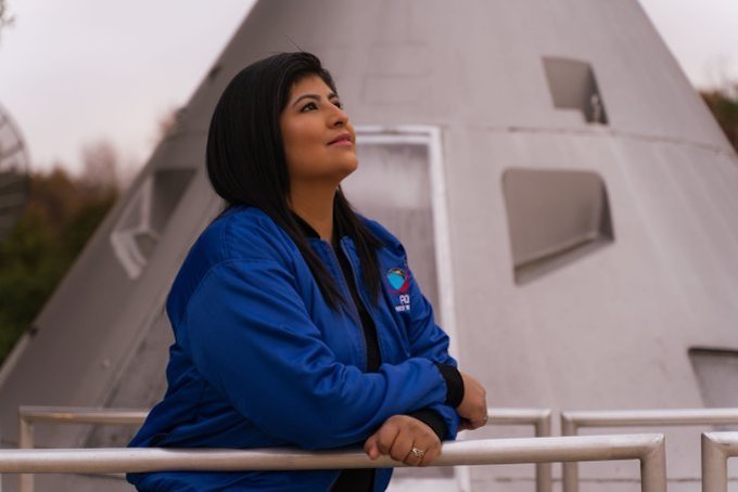 FOTO: Aracely Quispe rimera mujer latina que comanda tres misiones en la NASA