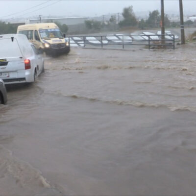 Lluvias dejan nuevas inundaciones y deslaves, en Tijuana