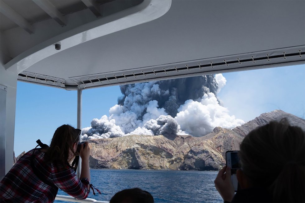 Galería: Así se registró la erupción del volcán Whakaari