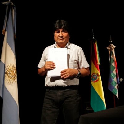 Evo Morales dice que arresto ‘no procede’ porque sigue siendo presidente