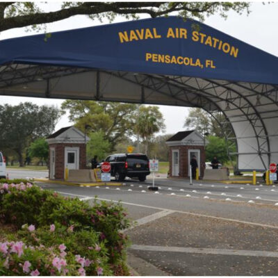 Ataque contra base naval de Florida sería catalogado como acto terrorista